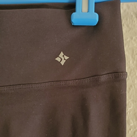 NUX Crops Size Small - Picture 5 of 5